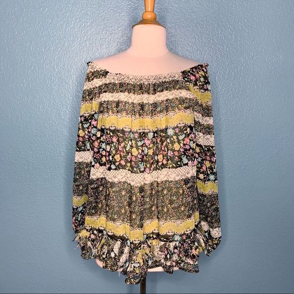 Deby Debo Revolve Jasmin Skirted Floral Blouse - Picture 7 of 8